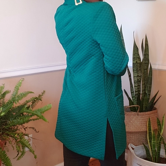 NY Clothing Co. Jacket - Picture 3 of 5